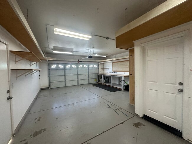 Building Photo - 2713 Donner Trail