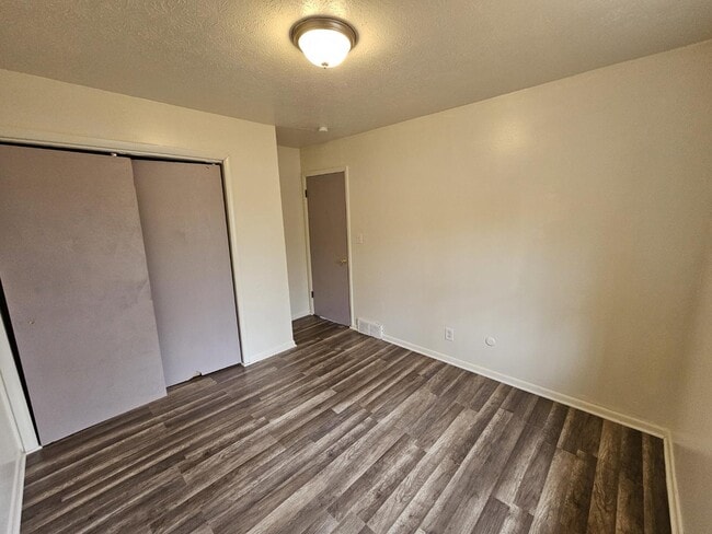 Building Photo - 1695 Leighton Ave