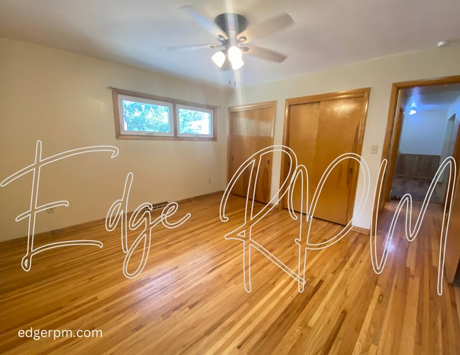 Building Photo - 3 bedroom 1 bath DUPLEX