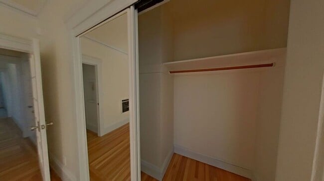 Building Photo - 305 23rd Ave