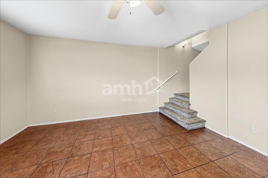 Building Photo - 7881 S Sentinal Stone Dr