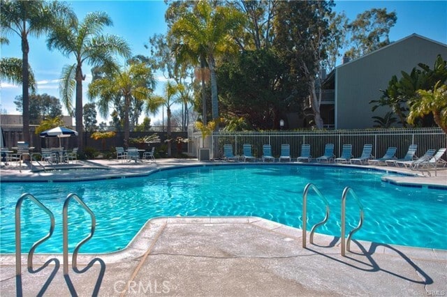 Building Photo - 5 Mojo Ct