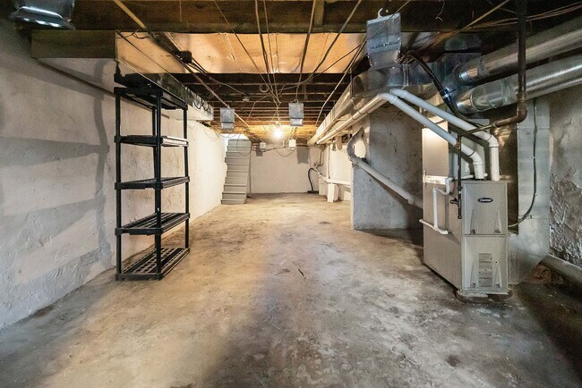 Building Photo - Renovated 4-Bedroom Home with Modern Finishes