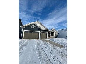 Building Photo - 12715 Edison St NE