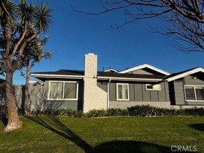 Building Photo - 17132 Emerald Ln