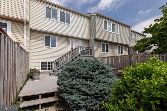 Building Photo - 3744 Keefer Ct