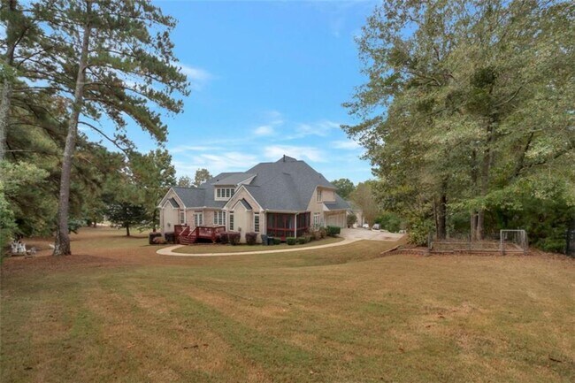 Building Photo - 415 Oxmoor Lake Dr