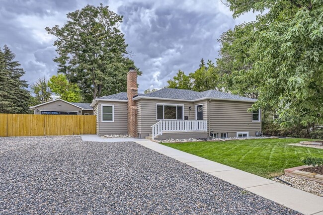 Primary Photo - Wonderful West Old Town Home! A must see! ...