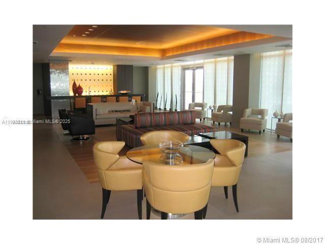 Building Photo - 500 Brickell Ave