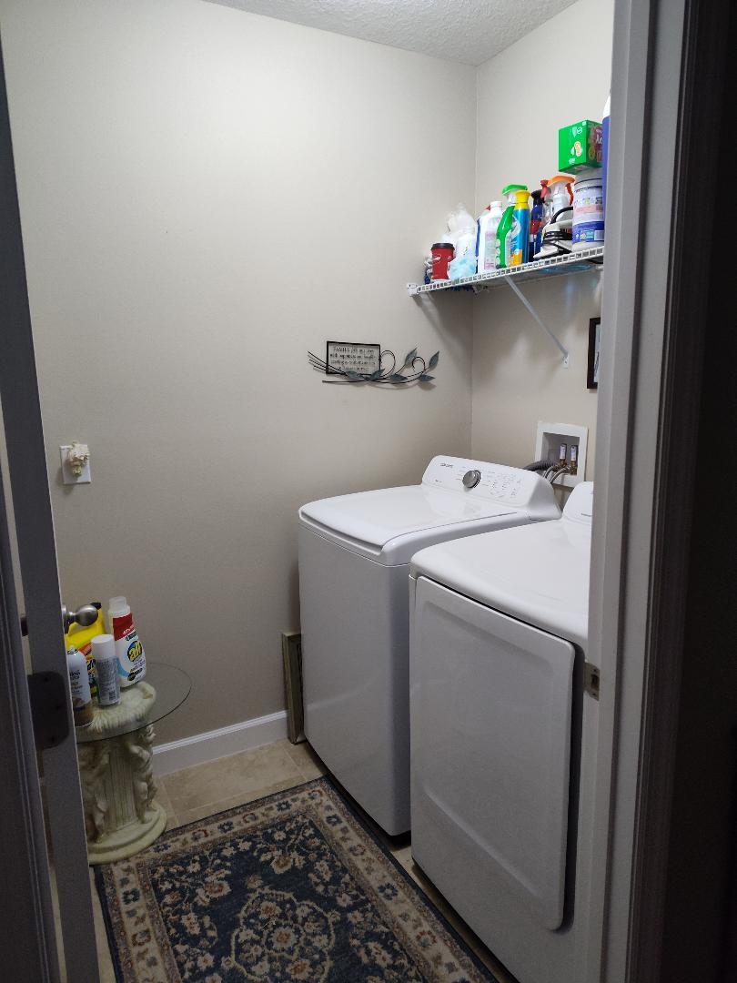 Laundry Room with Washer & Dryer - 4640 Pagosa Springs Cir