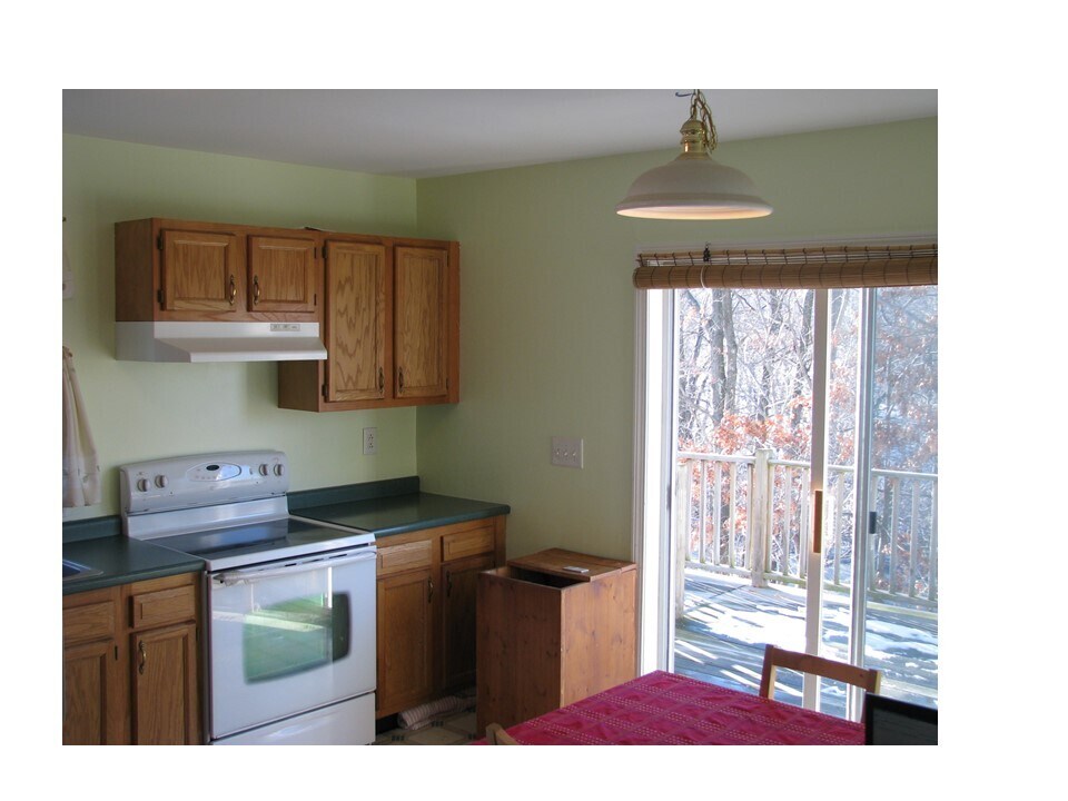 Building Photo - 444 Plantation St