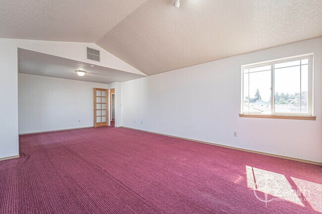 Building Photo - 15501 NE 88th St