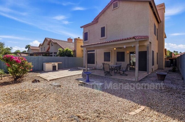 Building Photo - 4566 W Shannon St