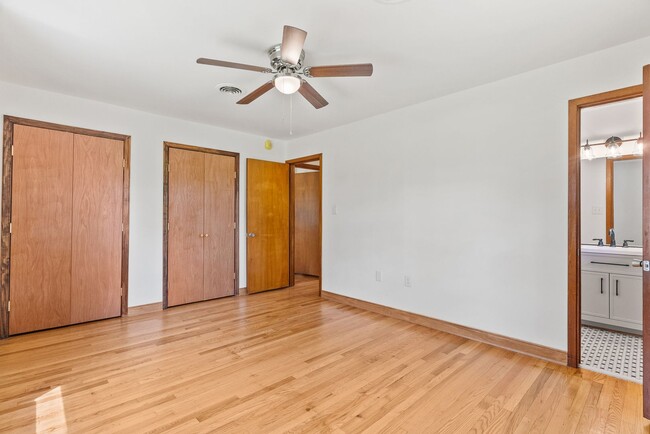 Building Photo - Large 4-Bed Brick Rancher with 2-Car Attached Garage!