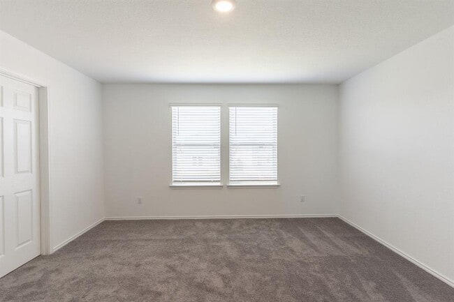 Building Photo - 308 Redonda Dr