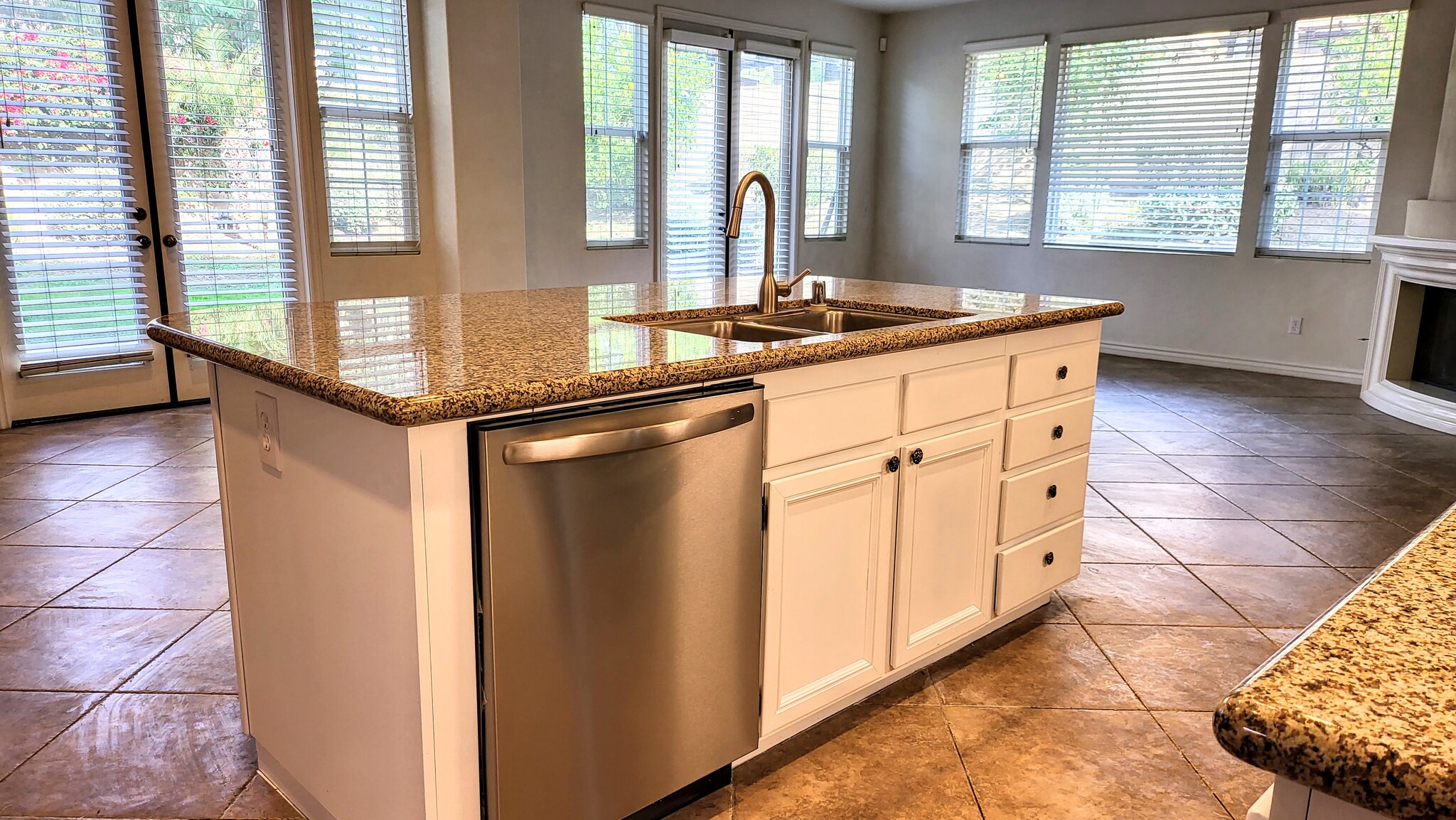 Kitchen & Family Room - 4317 Palazzo Ln
