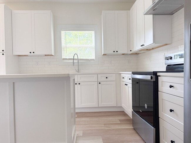 Building Photo - Luxury 3-Bedroom Home with Office, 2-Car Garage & Maintenance-Free Living