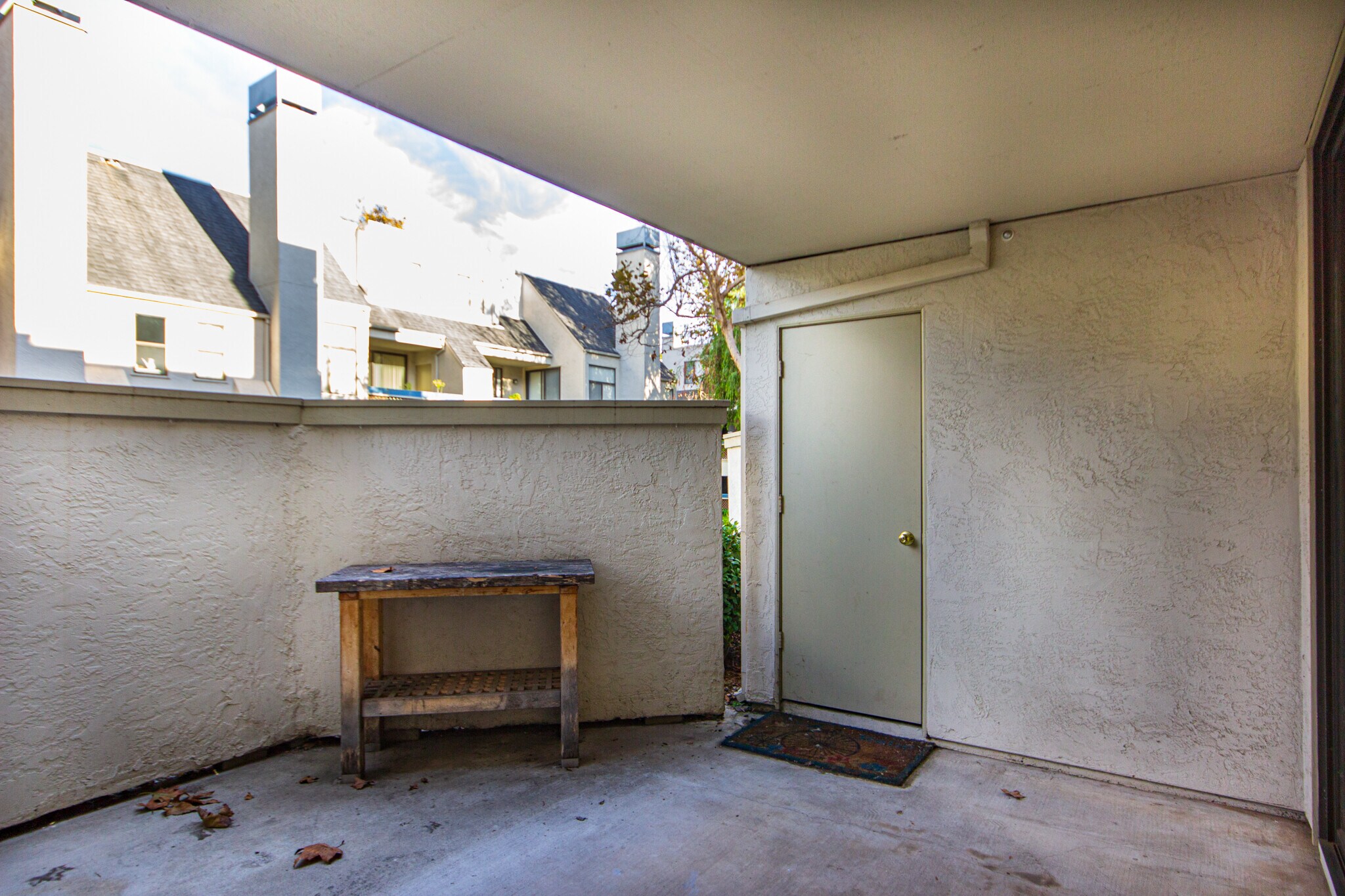 Building Photo - 2218 River Run Dr