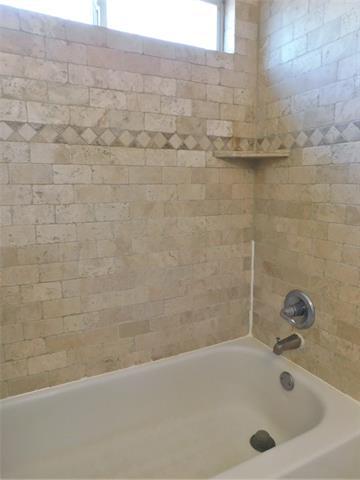 Building Photo - 4400 Ballymena Dr