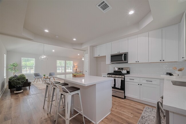 Building Photo - 3514 Fuqua St