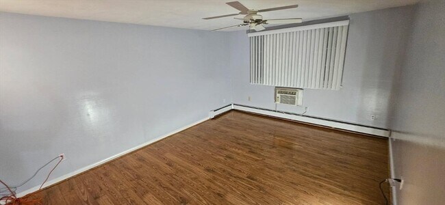 Building Photo - 12 Woodland St