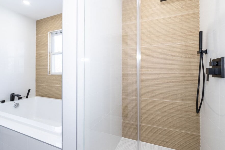 Building Photo - 57 Berlant Ave