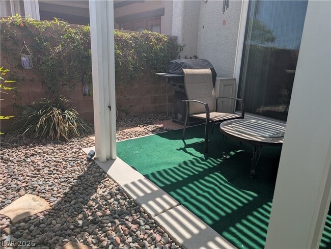 Building Photo - 10477 Sugarhouse Park Ave