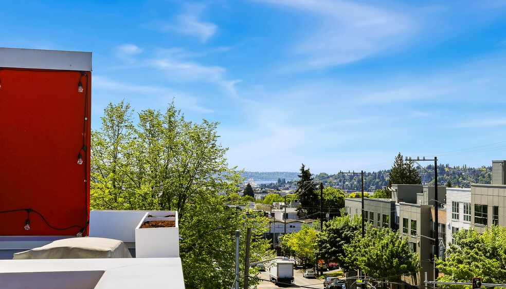 Building Photo - 6704 15th Ave NW