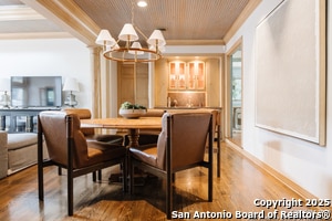 Building Photo - 140 W Fair Oaks Pl