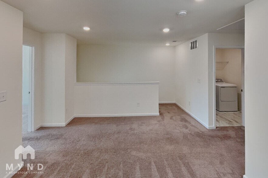 Building Photo - 7123 Bentz St