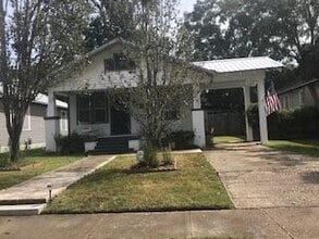 Building Photo - 107 Macy Pl