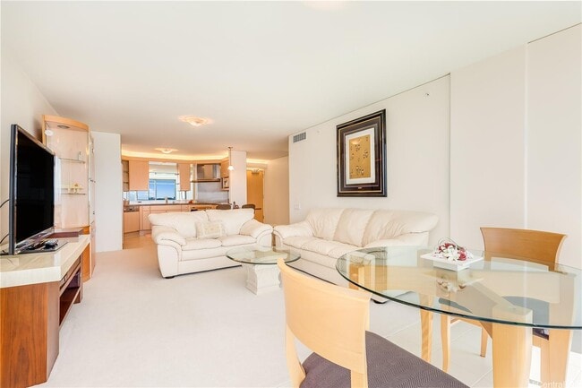 Building Photo - 88 Piikoi St