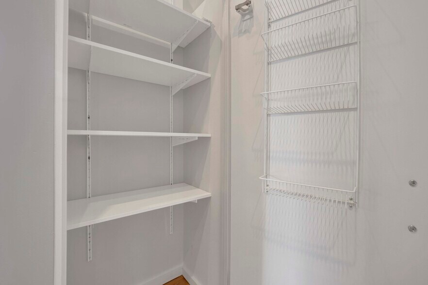 Building Photo - 1528 S Wabash Ave