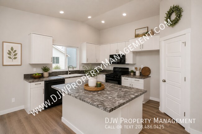 Building Photo - 5088 W Riva Capri St