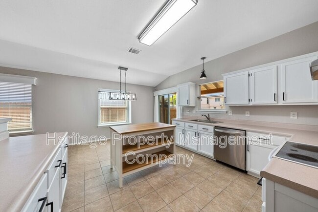 Building Photo - 659 Coral Harbor