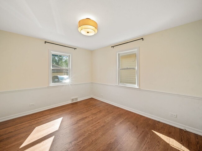 Building Photo - 361 Bryant Ave