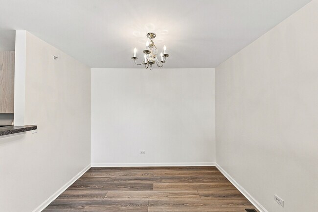 Building Photo - 700 Mill Cir