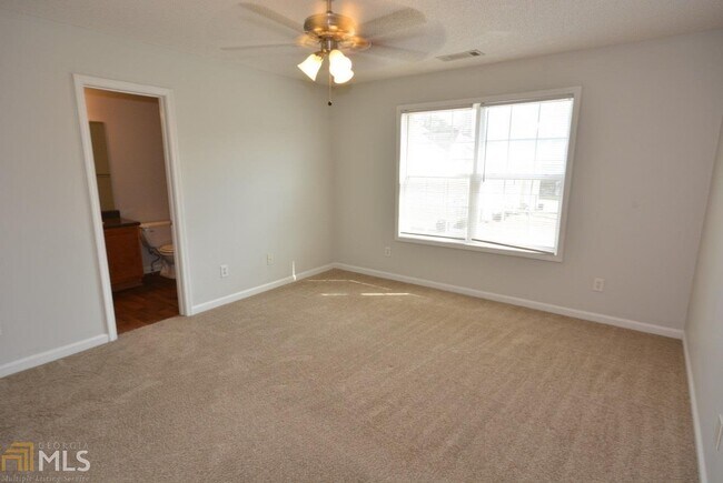 Building Photo - 5465 Oakley Commons Blvd