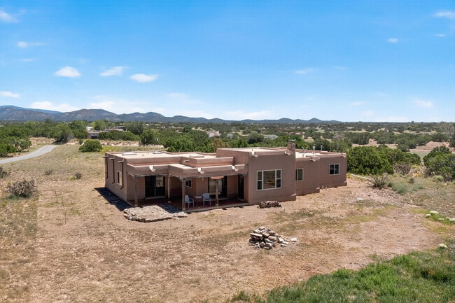 Building Photo - 45 Encantado Loop