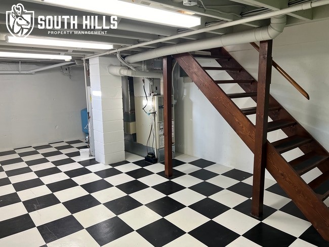 Building Photo - 3bed/2bath w/finished basement, landscaping & Water, Sewer, Trash Included, RV Parking