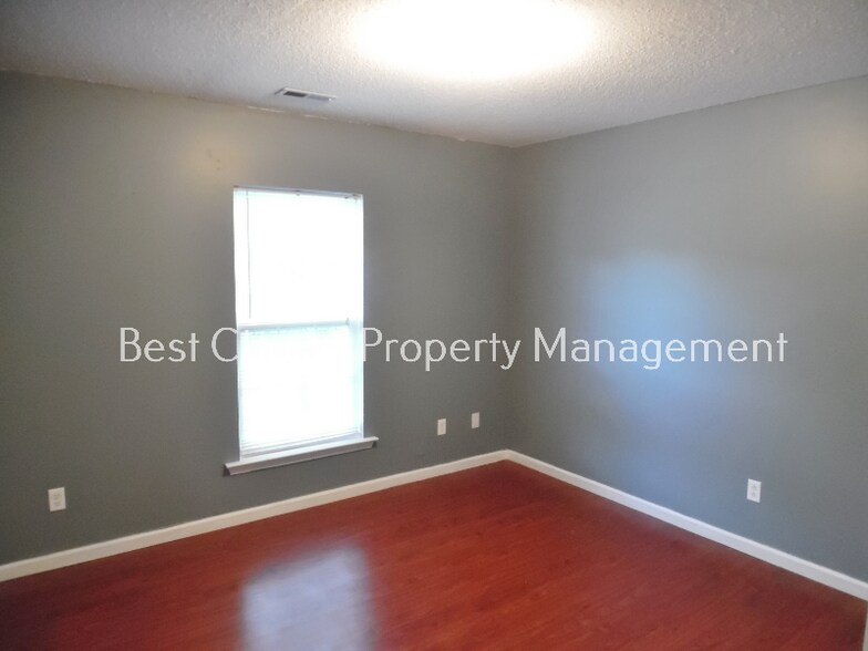 Building Photo - 4 Oyster Bay Ct