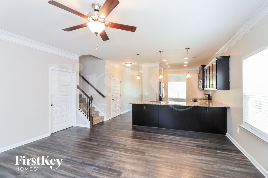 Building Photo - 209 Prescott Cir