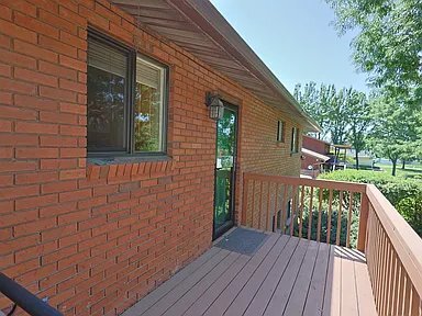 Building Photo - 132 S Larkin Ln