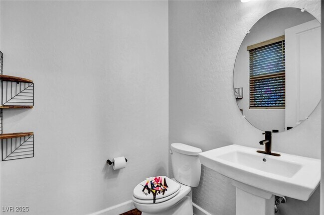 Building Photo - 318 Wind Poppy St