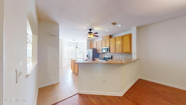 Building Photo - 5663 Greenland Rd