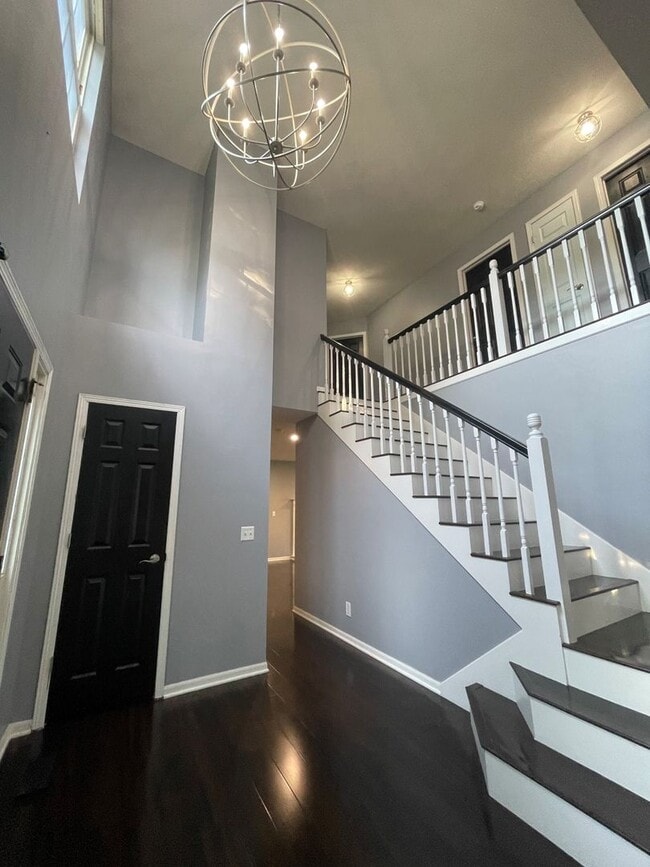 Building Photo - 2930 Blackhawk Dr