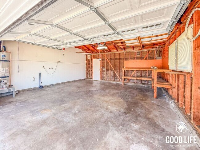 Building Photo - 14213 Tobiasson Rd