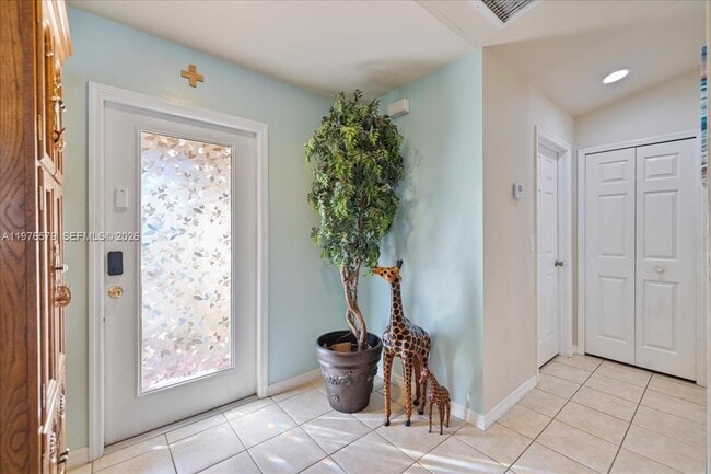 Building Photo - 1205 SW 29th Terrace