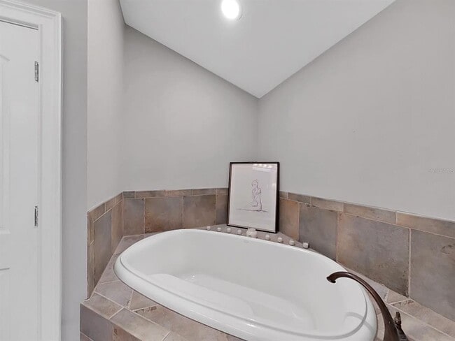 Building Photo - 4313 W Granada St