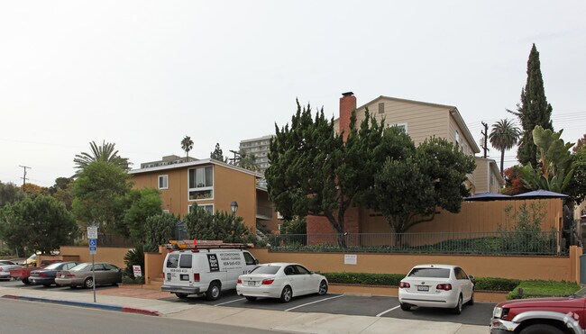 Building Photo - 4002-4006 Florida St
